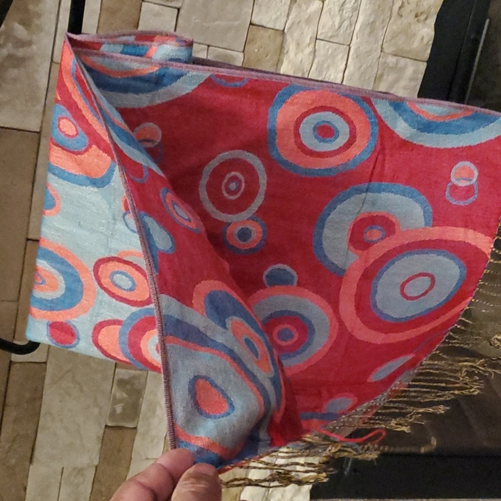 Nwot Pashmina. Multi Color. Reversible..One Size. - image 2